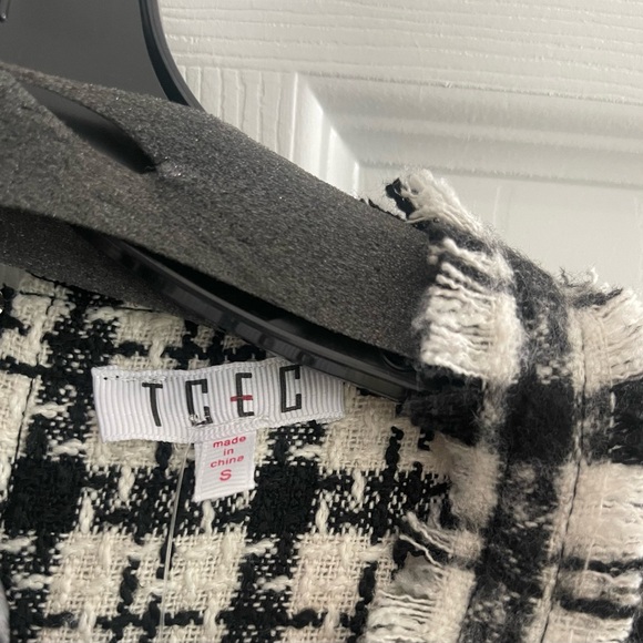 Houndstooth Dress - Picture 3 of 3